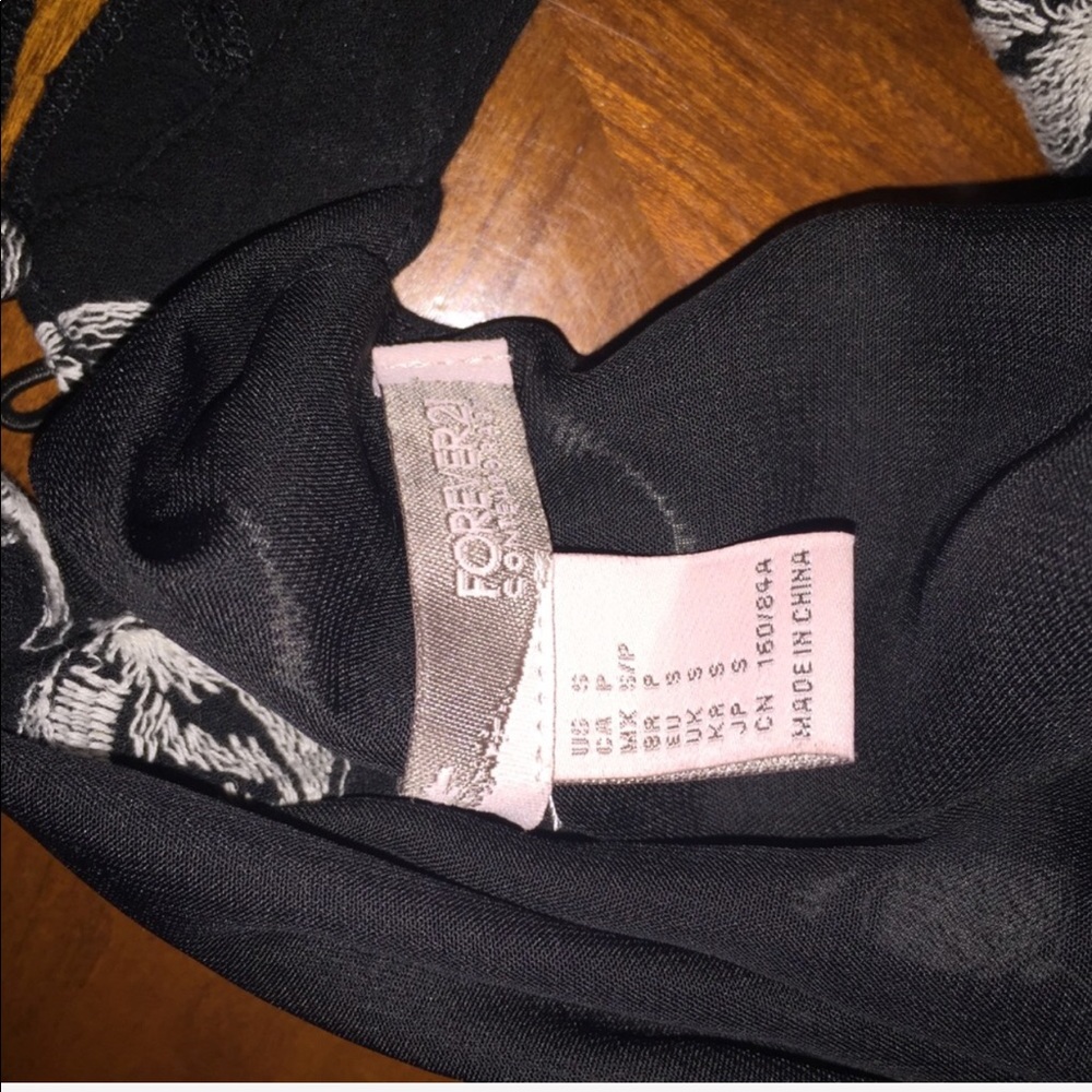 F21 black embroider sleeveless swing dress size S - Picture 5 of 8